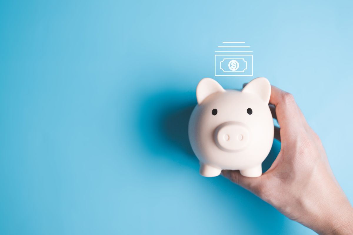 A concept of a high-interest savings account using a piggy bank