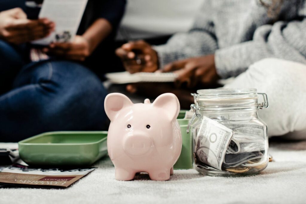 Why You Need a Savings Account With No Maintaining Balance